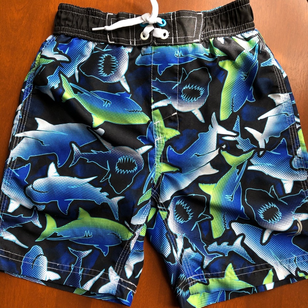 Exertec Swim Trunks & Rash Guard Size S (4/5) - Picture 2 of 7